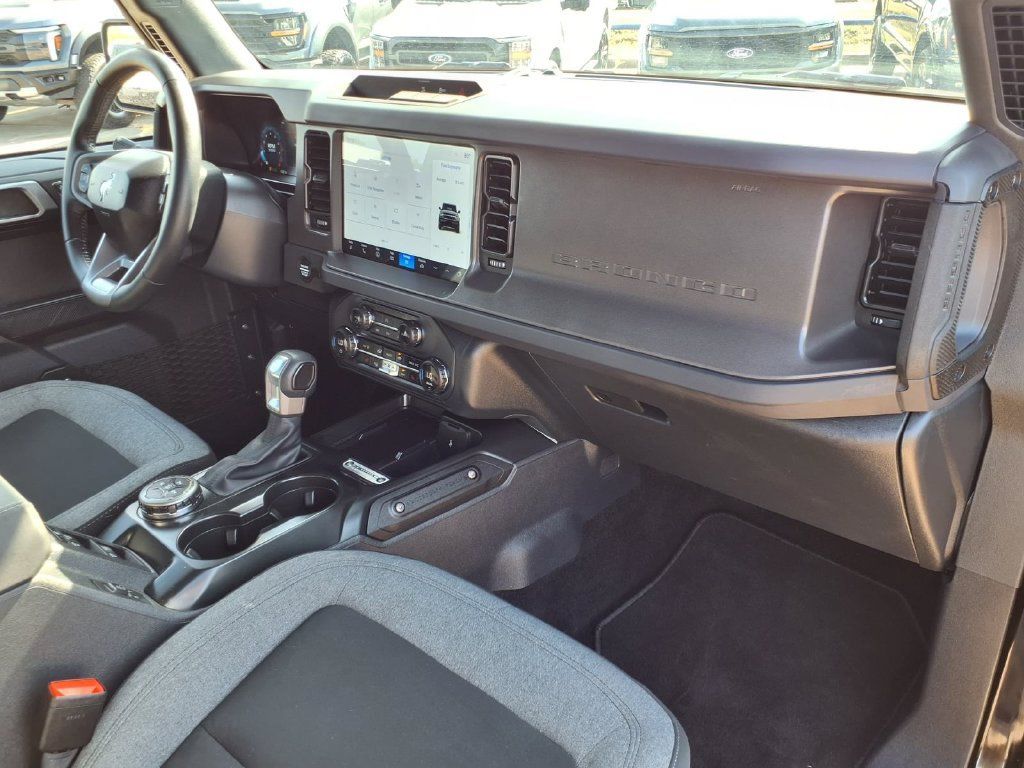 Used 2025 Ford Bronco Big Bend AWD/4WD image 29