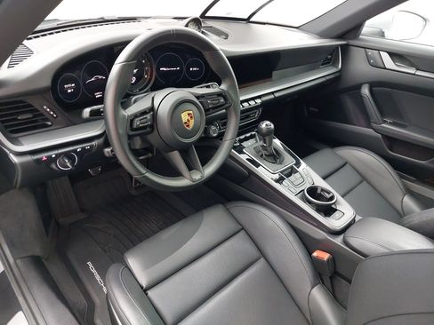 Certified 2024 Porsche 911 Carrera S RWD image 4