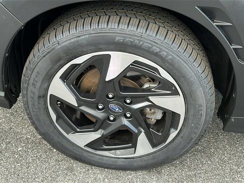 Certified 2024 Subaru Crosstrek 2.5i Limited AWD/4WD image 8