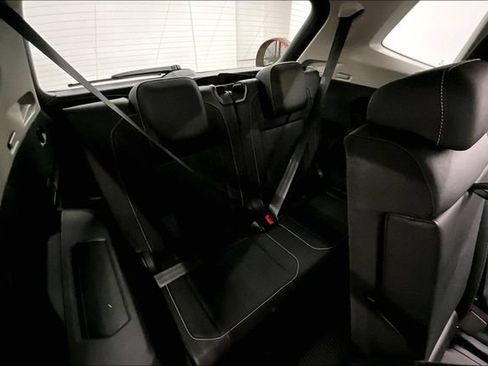 Used 2023 Volkswagen Tiguan SE FWD image 30
