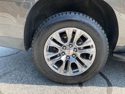 Used 2021 GMC Yukon XL Denali RWD image 28