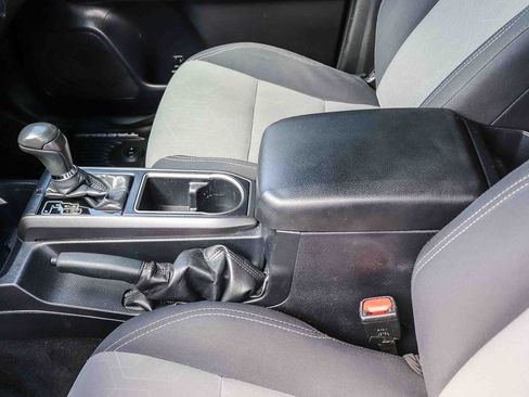 Used 2020 Toyota Tacoma TRD Sport w/ Technology Package RWD image 19