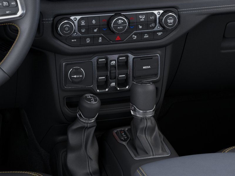 New 2026 Jeep Wrangler Unlimited Sahara AWD/4WD image 24