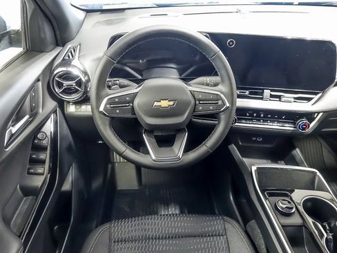 New 2026 Chevrolet Equinox LT w/ LPO, Floor Liner Package image 12