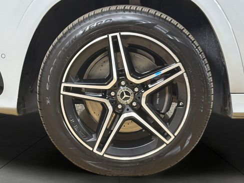 Used 2024 Mercedes-Benz GLS 450 4MATIC image 26