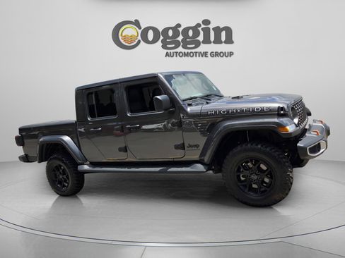 Used 2025 Jeep Gladiator Sport AWD/4WD image 7