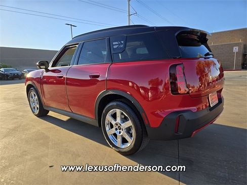 Used 2025 MINI Cooper Countryman S w/ Comfort Package Max image 4
