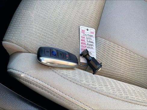 Used 2023 Subaru Ascent Premium w/ Convenience Package image 11