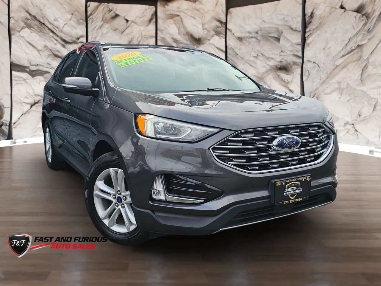 Used 2020 Ford Edge SEL w/ Cargo Accessory Package FWD image 1
