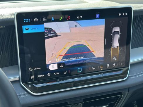 New 2025 Volkswagen Tiguan SE FWD image 22