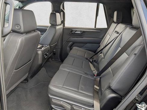 Used 2025 Chevrolet Tahoe LT image 18