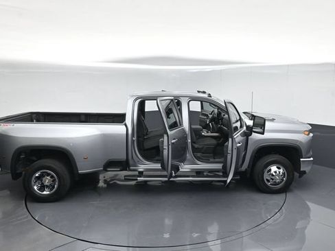 Used 2025 Chevrolet Silverado 3500 LT w/ All Star Edition AWD/4WD image 59