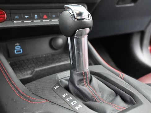 Used 2024 Ford Mustang GT Premium w/ GT Performance Package RWD image 18