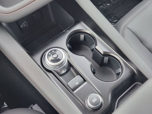 New 2026 Ford Explorer Active w/ Active Comfort Package RWD image 19