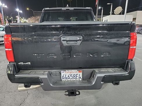 Used 2025 Toyota Tacoma SR5 image 6