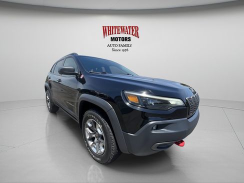 Used 2019 Jeep Cherokee Trailhawk w/ Comfort/Convenience Group AWD/4WD image 8