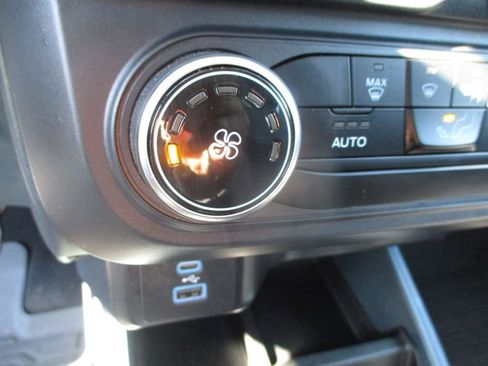 Used 2024 Ford Maverick XL image 17