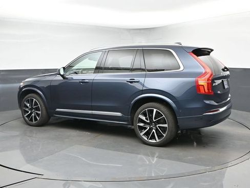 Used 2024 Volvo XC90 B5 Plus w/ Protection Package AWD/4WD image 7