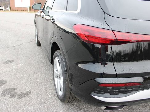 New 2025 Audi Q5 Premium Plus image 42