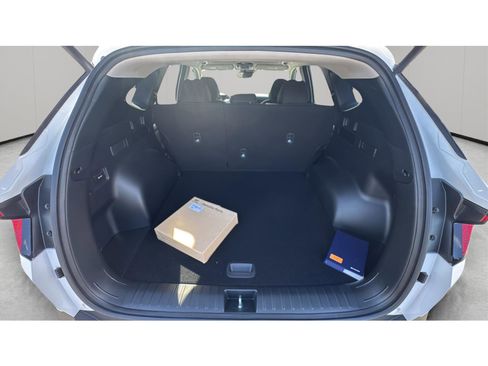 New 2026 Hyundai Tucson SEL FWD image 12