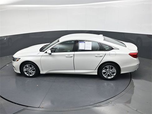 Used 2020 Honda Accord LX image 32