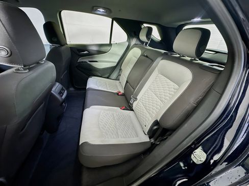 Used 2020 Chevrolet Equinox LT image 27
