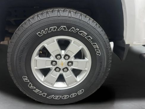Used 2016 Chevrolet Colorado W/T w/ WT Convenience Package RWD image 32