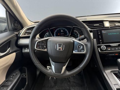 Used 2018 Honda Civic EX image 17