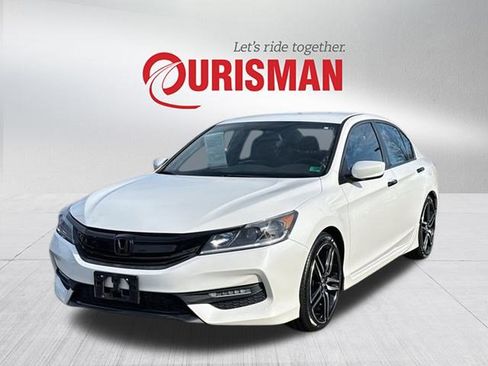 Used 2017 Honda Accord Sport image 5