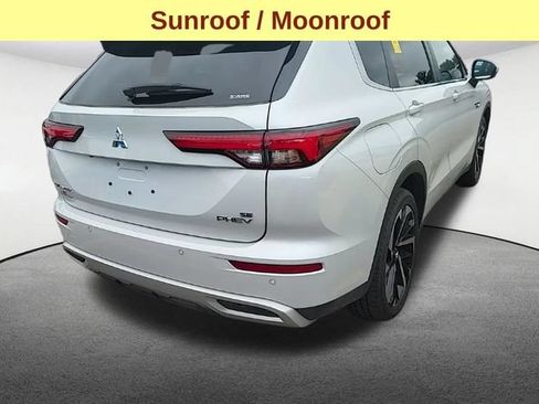 Used 2025 Mitsubishi Outlander SE AWD/4WD image 5