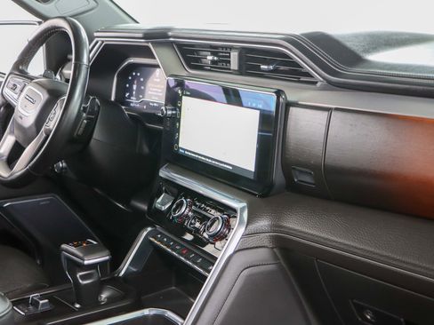 Used 2023 GMC Sierra 1500 Denali w/ Denali Reserve Package AWD/4WD image 30