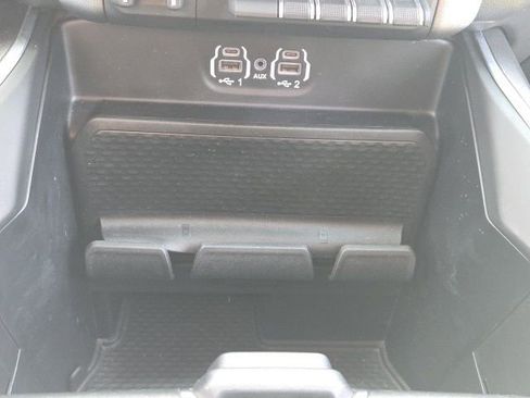 Used 2024 RAM 2500 Big Horn w/ Off Road Package image 30