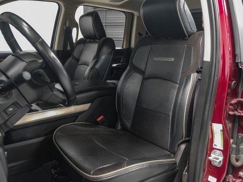 Used 2022 RAM 2500 Laramie image 32