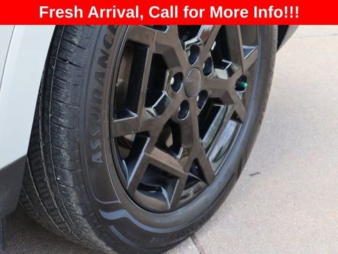 Used 2025 Kia Carnival SX Prestige FWD image 51