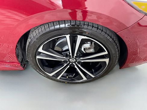 Used 2021 Nissan Sentra SR image 32