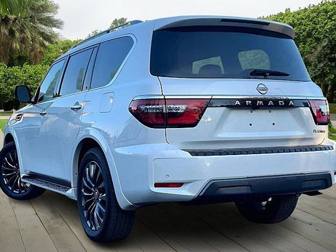 Used 2023 Nissan Armada Platinum w/ Captain's Chairs Package image 12