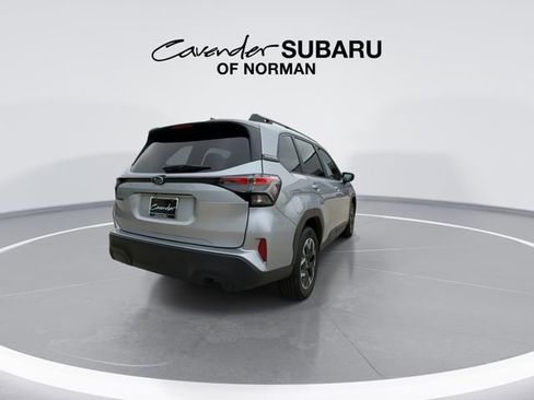 Used 2026 Subaru Forester Premium image 8