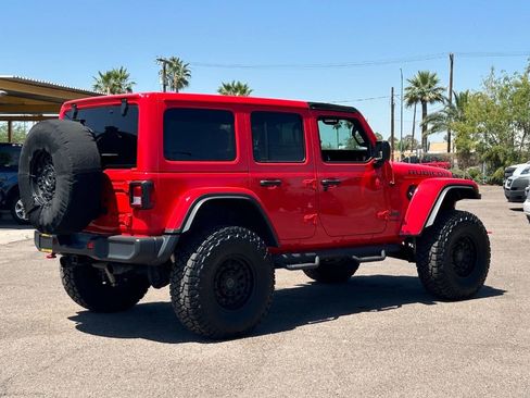 Used 2021 Jeep Wrangler Unlimited Rubicon AWD/4WD image 3