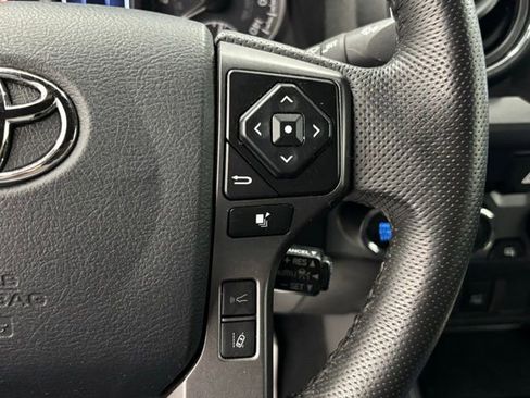 Used 2023 Toyota Tacoma TRD Sport image 19