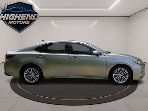 Used 2016 Lexus ES 350 w/ Premium Package w/Wood Trim FWD image 7