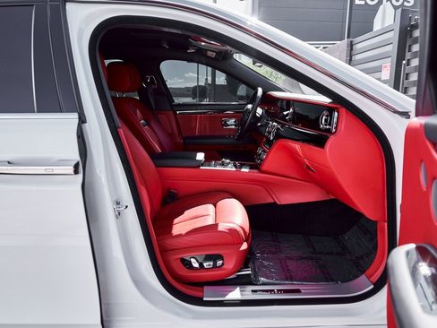 Used 2022 Rolls-Royce Ghost w/ Ghost Package image 24