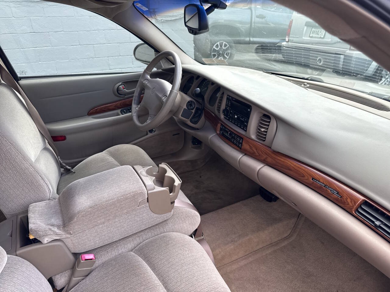 Used 2001 Buick Le Sabre Custom w/ Luxury Pkg FWD image 23