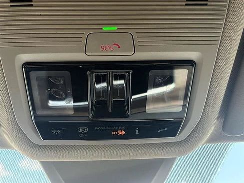 Used 2024 Volkswagen Atlas SEL Premium R-Line AWD/4WD image 37