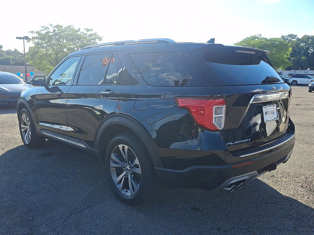 Used 2020 Ford Explorer Platinum w/ Premium Technology Package AWD/4WD image 28