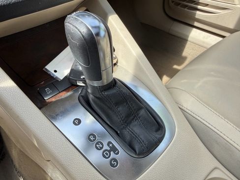 Used 2012 Volkswagen Eos Lux image 55