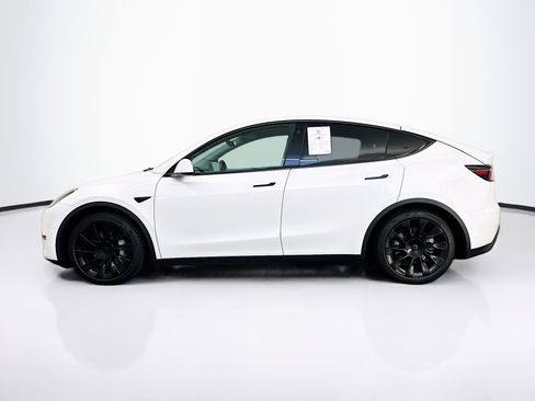 Used 2021 Tesla Model Y Long Range AWD/4WD image 4