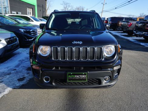 Used 2020 Jeep Renegade Latitude w/ Cold Weather Group image 3