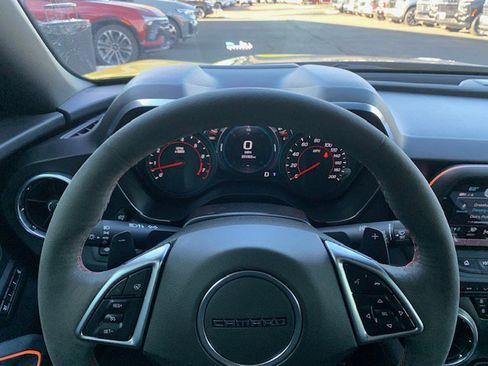 Used 2017 Chevrolet Camaro ZL1 image 23