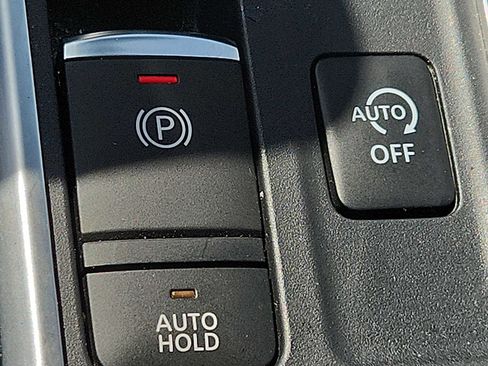 Used 2023 Nissan Pathfinder SL w/ Cargo Package image 24