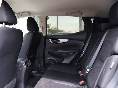 Used 2021 Nissan Rogue Sport S FWD image 30